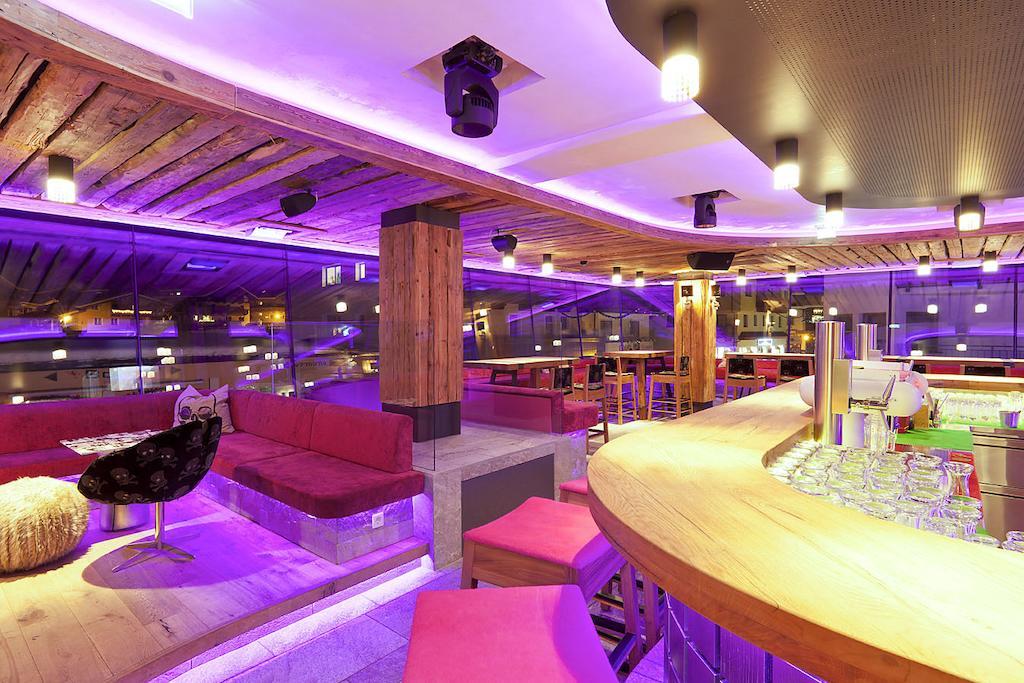 Harakiri Partyhouse Hotel Mayrhofen Luaran gambar