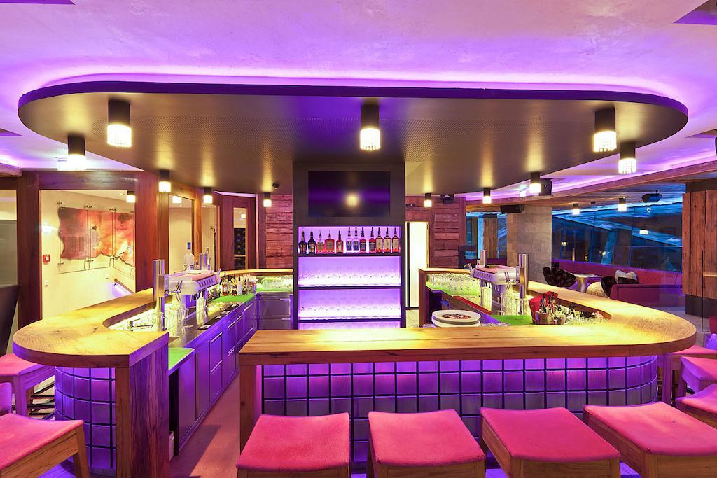 Harakiri Partyhouse Hotel Mayrhofen Luaran gambar